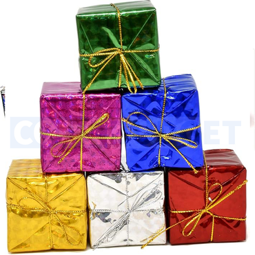 6 Pcs Assorted Color Mini Candy Boxes – Christmas Tree Hanging Decorations (4 cm)