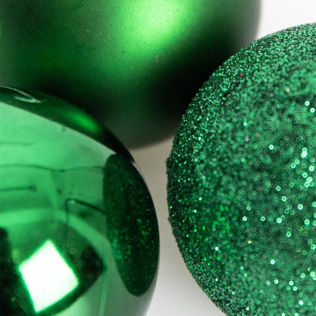12-Piece Green Christmas Baubles Set – Shatterproof Decorative Tree Ornaments (Glossy, Matte & Glitter) - 4