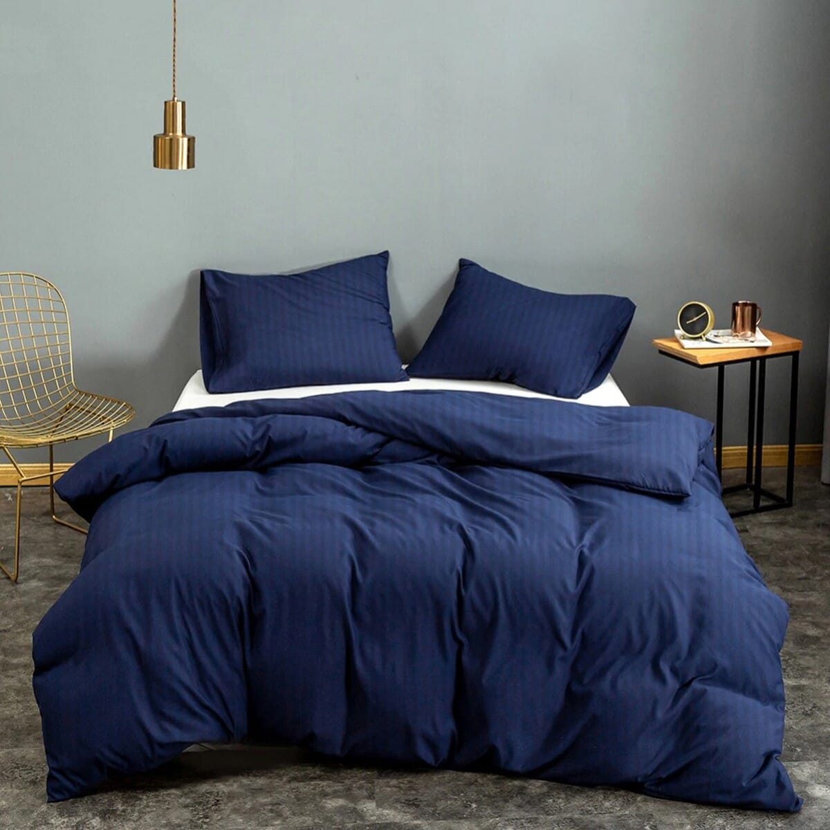 Duvet (Luxury) Hotel Quality (90 x 110) with 2 Free Pillow Case (18x27")